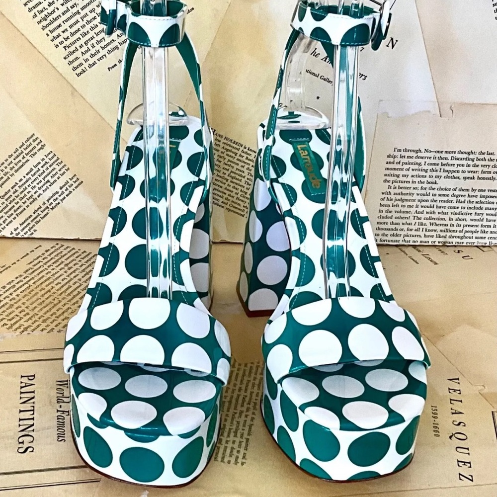 Anthropologie Larroude Dolly Platform Sandal Green White Patent Polka Dot - Picture 10 of 10